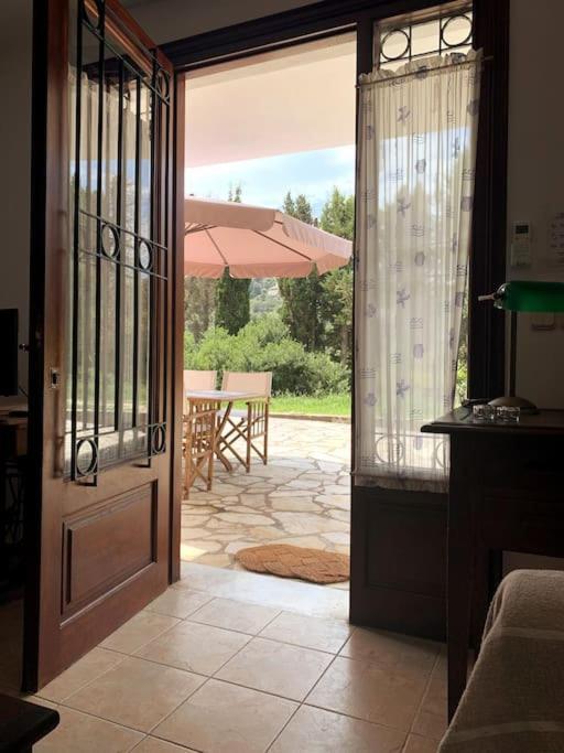 Peggy's Nautical Gem, Corfu Case de vacanță